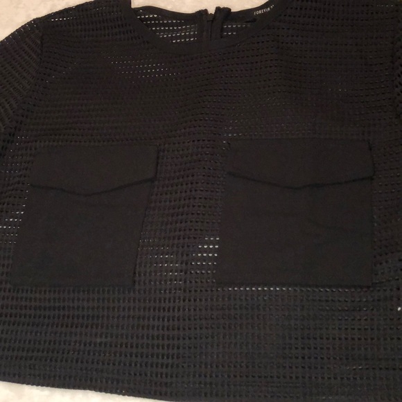 crop top black - Picture 2 of 3